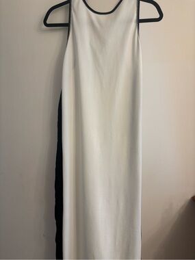 Zara Black & White Contrast long Dress – Size S